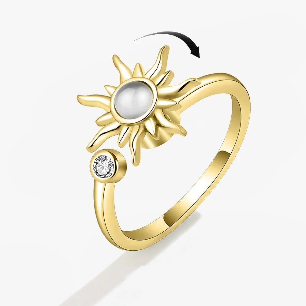 ELYSIUM sunflower fidget ring – rotating relief for daily stress.