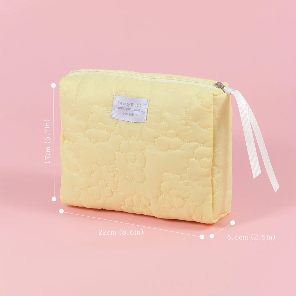 Embroidery Large-Capacity Cosmetic Bag Waterproof Portable Storage Bag Travel Makeup Pouch