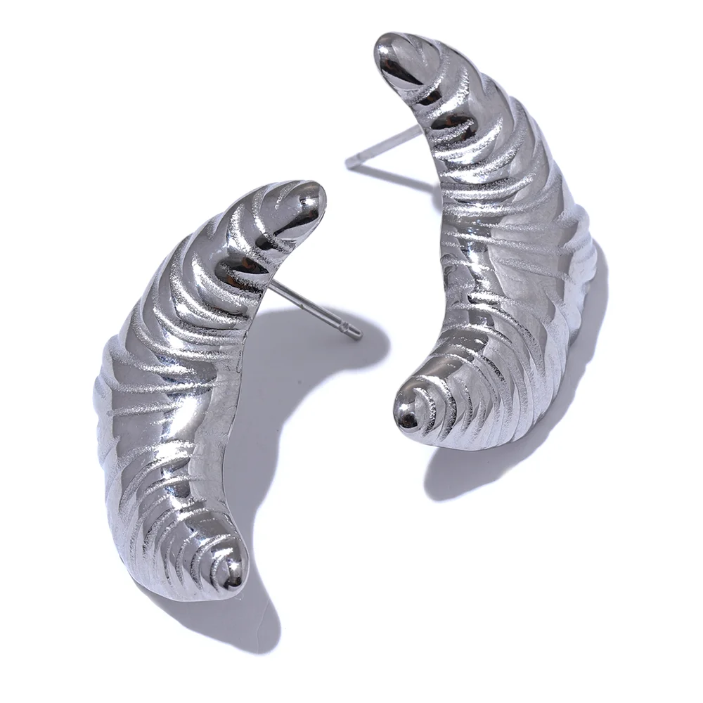 Elysium Stainless Steel Croissant Moon Stud Earrings for Women Anti Allergy Metal Charm Popular Jewelry 18K Gold PVD Plated