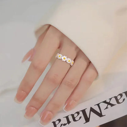 Fashion Vintage Daisy Flower Rings For Women Style Adjustable Opening Finger Ring Bride Wedding Engagement Statement Jewelry