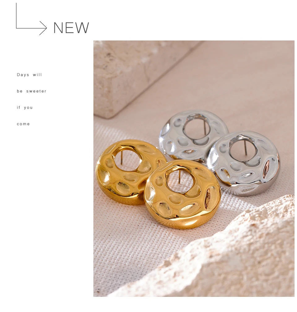 Elysium  New Hammer Stainless Steel Metal Round Hollow Stud Earrings for Women Individualistic Versatile Jewelry Waterproof Gift