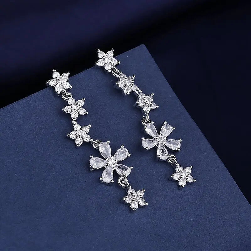 925 Sterling Silver Jewelry Women Fashion Cute Tiny Clear Crystal CZ Stud Earrings Gift for Girls Teens Lady E001