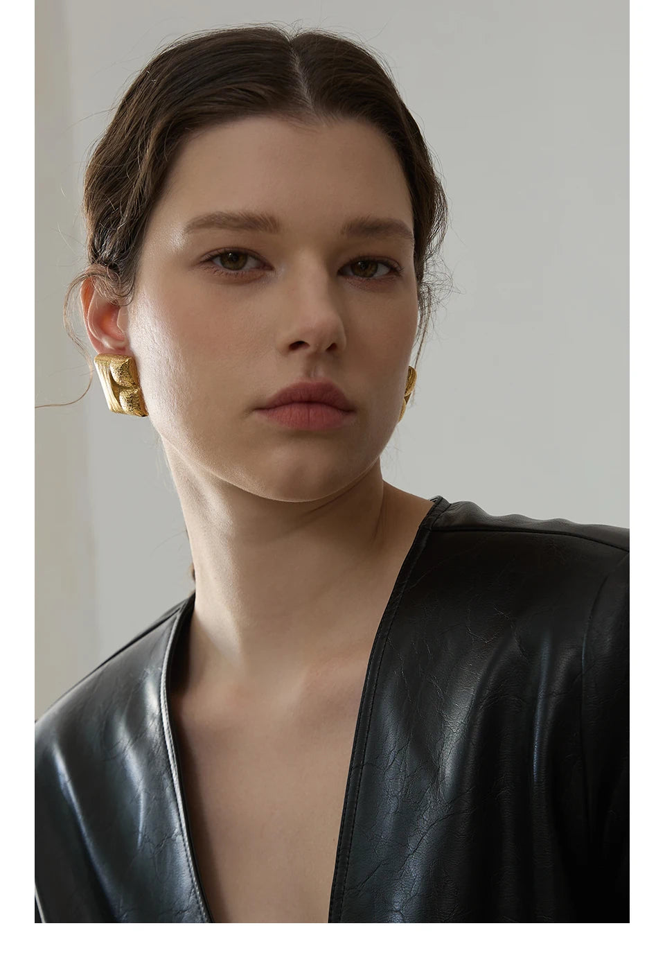 Elysium New Fashion 316L Stainless Steel Square Stud Earrings Charm Metal Texture 18K Gold Plated Waterproof Statement Jewelry