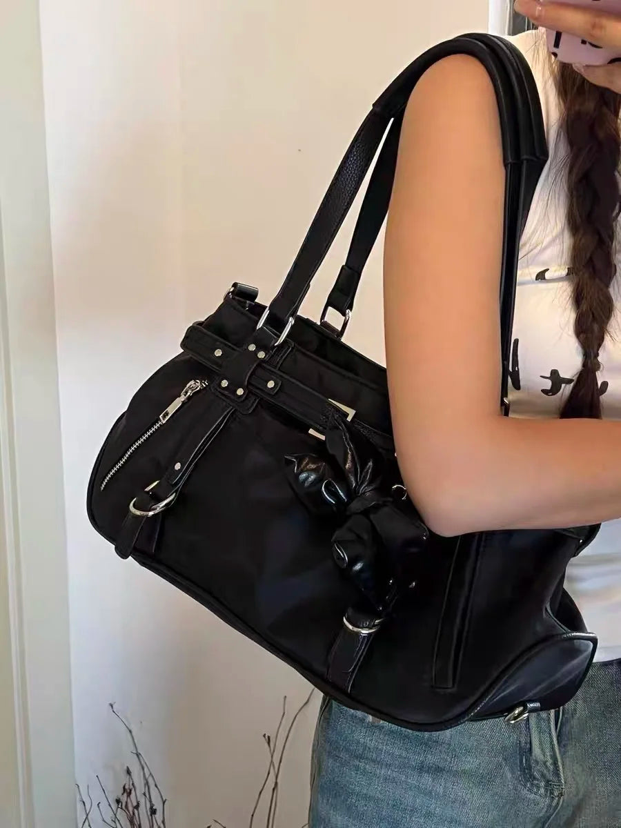 Large Capaci Retro Motorcycle Y2K Spicy Girl Tote Bag Rivet Decorated Single oulder Slant Cross Bag Faionable Trendy