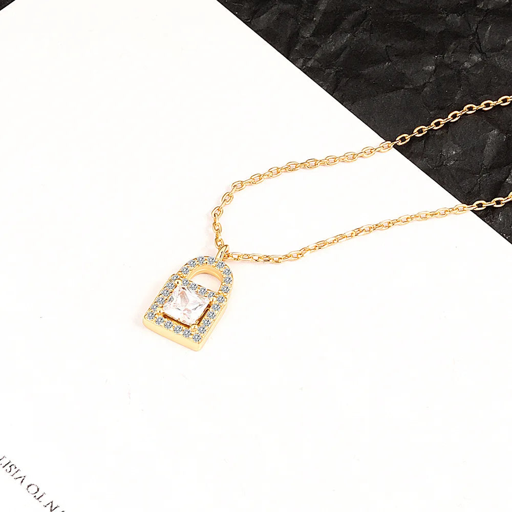 925 Sterling Silver Big Color Stone Pendant Chain Light Crystal Necklace for Women Excellent Jewelry Collarbone Chain 7355